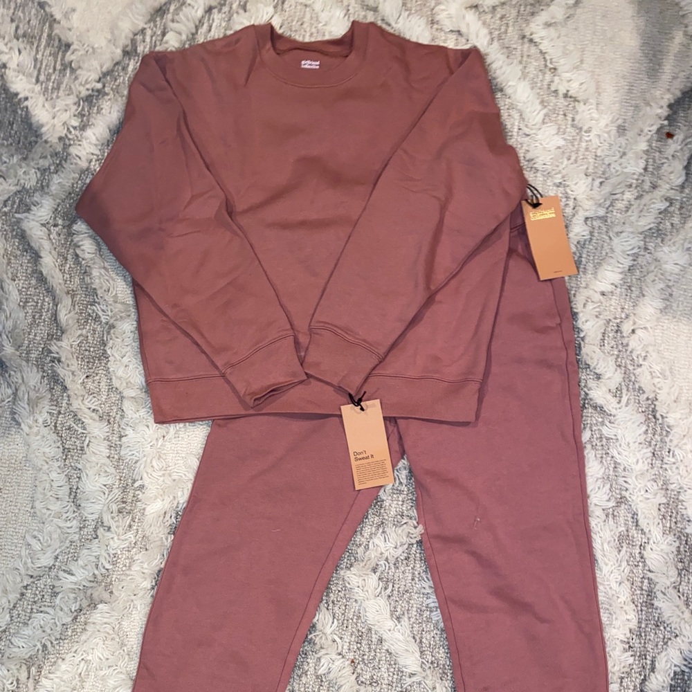 NWT Girlfriend Collective Mauve Sweatshirt+ Jogger